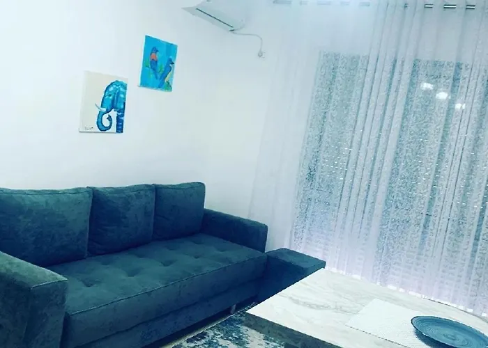 Lida's Grey 1 Bedroom * Durrës