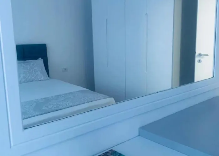 Apartment Lida's Grey 1 Bedroom *